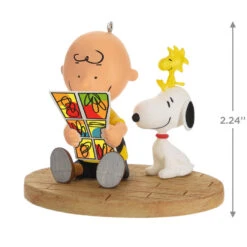 Hallmark The Peanuts® Gang Sunday Morning Funnies Ornament -Ornament Shop Charlie Brown Reading Comics Keepsake Ornament 2199QXI7039 03
