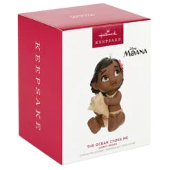 Hallmark Disney Moana The Ocean Chose Me Porcelain Ornament -Ornament Shop Disney Baby Moana Keepsake Ornament 2499QXD6627 04