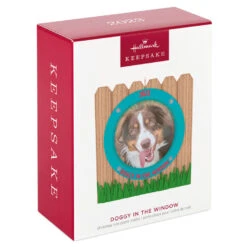Hallmark Doggy In The Window 2023 Photo Frame Ornament -Ornament Shop Doggy in Window Fence Picture Frame Keepsake Ornament 1599QGO2599 04