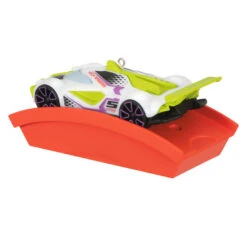 Hallmark Hot Wheels™ Mach Speeder™ Ornament With Light -Ornament Shop Hot Wheels Mac Speeder Keepsake Ornament 1999QXI7389 06