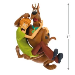 Hallmark Scooby-Doo™ Frightened Friends Ornament -Ornament Shop ScoobyDoo and Shaggy Keepsake Ornament 2099QXI6089 03