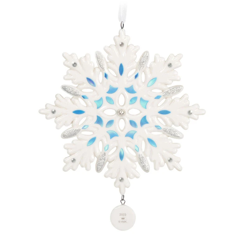 Hallmark Snowflake 2023 Porcelain Ornament 8 Hallmark Snowflake 2023 Porcelain Ornament - Image 6
