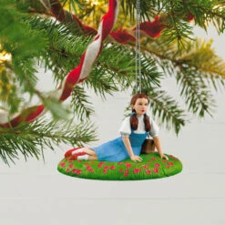 Ornament Shop -Ornament Shop Wizard of Oz Dorothy in Poppies Keepsake Ornament 2199QXI6107 02